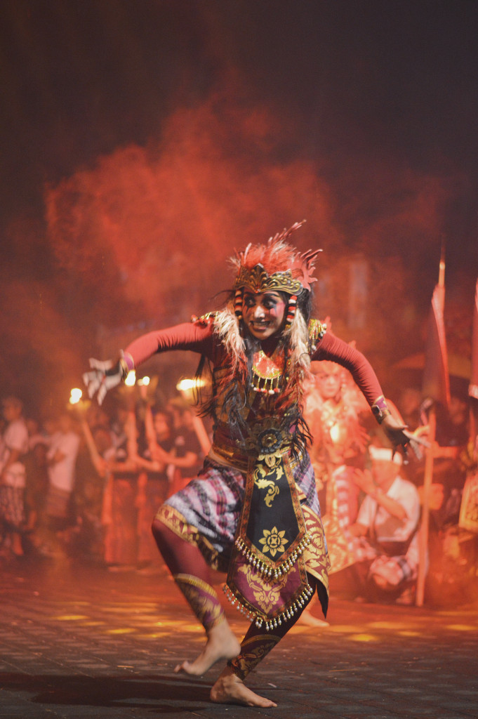 PAWAI OGOH-OGOH DI DESA ANGANTAKA BERLANGSUNG MERIAH